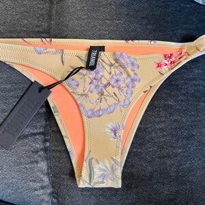 Triangl bottom thongs